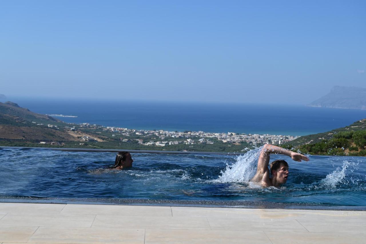 Ellas Residence Fantastic Pool Heated กิสเซมอส ภายนอก รูปภาพ