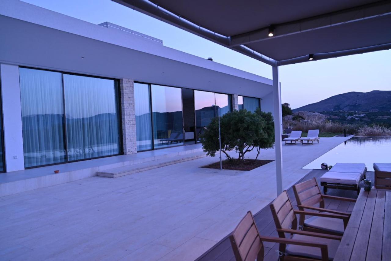 Ellas Residence Fantastic Pool Heated กิสเซมอส ภายนอก รูปภาพ